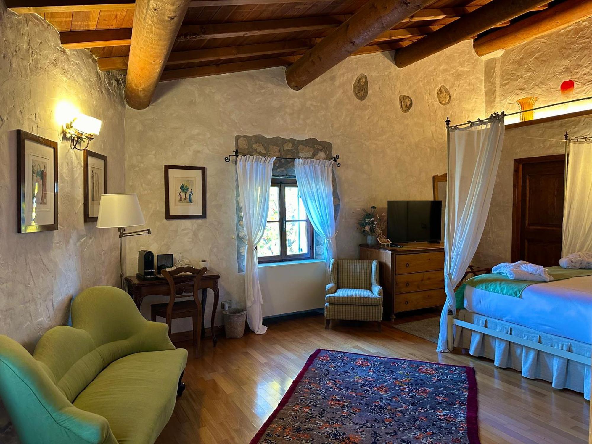 Bed and Breakfast Relais La Magioca -Adults Only- Неґрар Екстер'єр фото